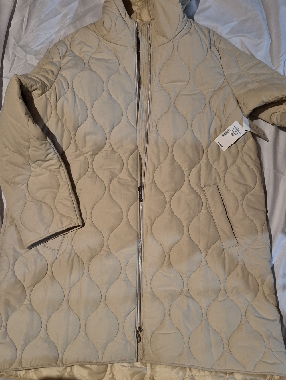 Quilted Long Coat in Light Beigeq